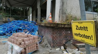 „Das Ding muss weg“: Brakel hat genug von einsturzgefährdetem „Lost Place“