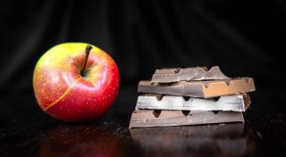 Apfel gut, Schoko böse: Wenn gesundes Essen Obsession wird