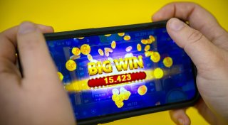 Unterschätzte Glücksspielsucht - Zocken bis in den Ruin
