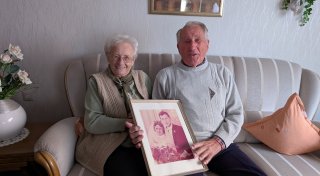 „Jeden Tag geht es mit einem Kuss ins Bett“ - Bünder Ehepaar feiert Eiserne Hochzeit