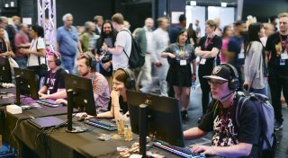 Gamescom 2025: Lohnt sich die Anreise aus OWL? Tipps zu Anfahrt, Tickets, Hotels