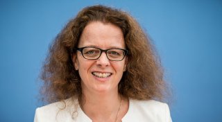 EZB-Direktorin Schnabel warnt vor zu starken Zinssenkungen
