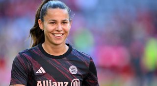 Bayerns Oberdorf feiert Startelf-Debüt mit Doppelpack