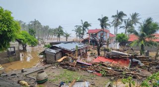 Supertaifun «Fung-Wong» trifft in den Philippinen auf Land