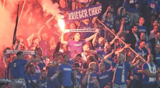 Nach Messeranschlag in Bielefeld: „Cutie“-Lebensretter Chris besucht Pokalfinale