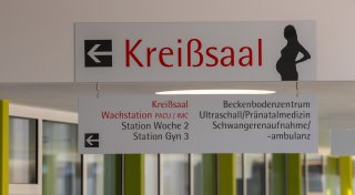 Bielefelderin nach Geburt ihres Kindes behindert: Verfahren gegen Arzt eingestellt