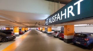 Baustelle am alten Paderborner Kaufhof: In der Tiefgarage fallen Parkplätze weg