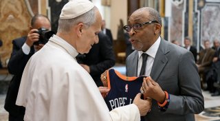 Papst Leo jetzt mit Rückennummer 14