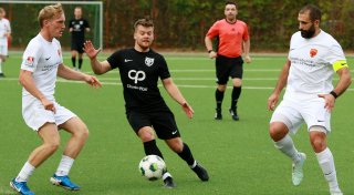 Kirchlengern erobert Tabellenspitze. FC Bad Oeynhausen auf Platz drei