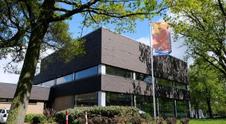 Zu wenig Bademeister: Hallenbad Lübbecke schränkt Schwimmzeiten ein