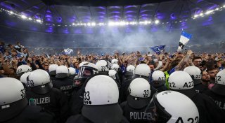 Fanhilfen beklagen harte Polizeieinsätze - GdP widerspricht