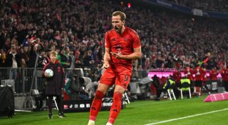 Kane mit Hattrick nach Flaute - Bayern feiert Südgipfel-Sieg