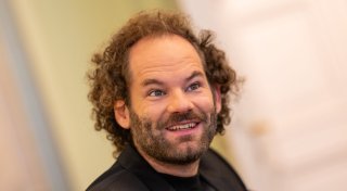 Warum Maxi Schafroth gerne mal unsichtbar wäre