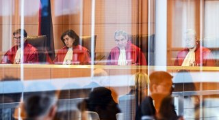 Karlsruhe kippt harte Klinik-Pflicht zu Zwangsmaßnahmen