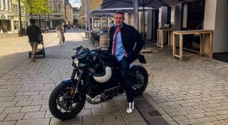 Dieser Bürgermeisterkandidat kämpft für betreutes Trinken in Herford
