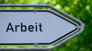 Kleine Herbstbelebung: Arbeitslosenzahl unter drei Millionen
