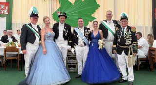 Besucherrekord: Beim Kreisschützenfest in Büren feiern mehr als 30.000 Menschen