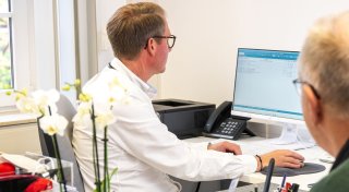 Erster Besuch beim Urologen: Was Männer wissen müssen