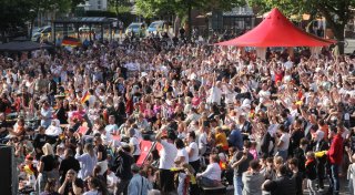 In Espelkamp: Public Viewing auf XXL-Leinwand zur WM 2026