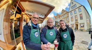 Bielefelder Weihnachtsmarkt lockt mit Eisstock-Schießen und neuem Lions-Glühwein