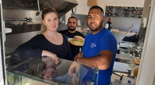 Im Warburger Kult-Imbiss Gumm geht es weiter