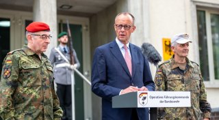 Merz: Sicherheit nicht als gegeben hinnehmen