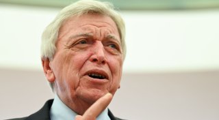 Neuer DOSB-Vorstand Bouffier gegen Gespräche mit AfD