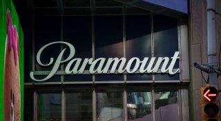 Aussicht auf Hollywood-Deal lässt Warner-Aktie hochspringen