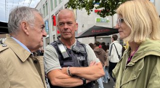 Innenminister ist Fan der „kleinkarierten“ Polizeirazzia gegen die Bielefelder Drogenszene