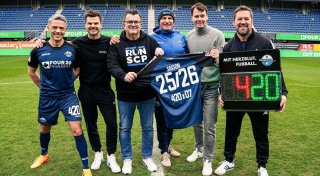 Trikotsponsor verlängert: Four 20 Pharma bleibt dem SC Paderborn treu