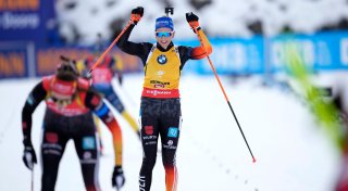 Biathletinnen Voigt und Preuß in Hochfilzen auf dem Podest