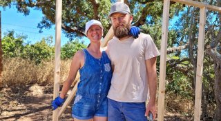 Auswanderer-Familie aus Gütersloh lebt in selbst gebautem Tiny House auf 35 Quadratmetern