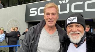 Mit Uli Stein im Stadion: Warum Nino de Angelo das Arminia-Spiel gegen Schalke 04 sah