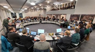 Unterkunft für Geflüchtete im Kreis Gütersloh soll kommen - Bürger könnten entscheiden