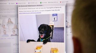 Kommunaler Aprilscherz: Das ist Hiddenhausens vermeintlich neuer Rathausmitarbeiter