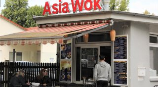 Kulinarisches in Warburg: „Asia-Wok“ im früheren Imbiss Gumm eröffnet