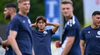 Keine Sperrklausel für Essens Mizuta: Das sagt Arminia-Trainer Mitch Kniat