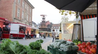 Paderborner Wochenmarkt zieht auf den Liboriberg: Das sagen Kunden und Händler