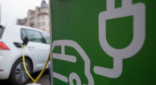 E-Autos als Stromspeicher - Studie sieht hohes Sparpotenzial