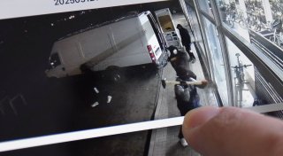 Blitz-Einbruch in Minden-Lübbecker Radsportgeschäft: Inhaber beobachtet Täter auf Video