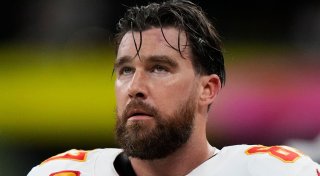 Swift-Freund Kelce setzt seine Karriere fort