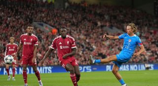 Liverpool siegt spät - PSG und Inter souverän