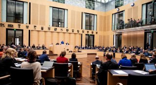 Bundestag nimmt «Sicherheitspaket» an, Bundesrat teils nicht