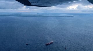 Havarierter Tanker vor Rügen wird Richtung Osten gezogen