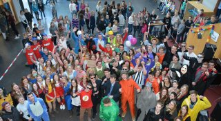 Nach eskalierter Mottowoche in Spenge: Wie oft Schulen in OWL Abschlussfeiern abgesagt haben
