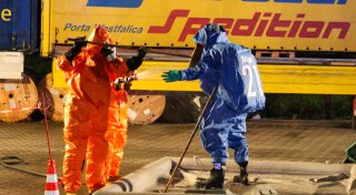 Alarm in Porta Westfalica: Austretendes Pulver löst Großeinsatz aus