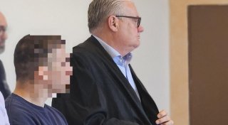 Salzuflerin in Badewanne getötet: Weshalb es auf dem Gerichtsflur zur Eskalation kommt