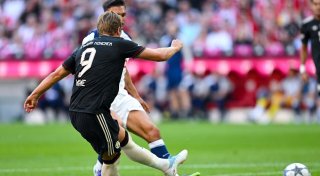 Bayern siegt trotz Kanes Elfer-Fehlschuss klar
