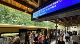 Heftige Sturmböen in Berlin - S-Bahn-Verkehr ausgesetzt