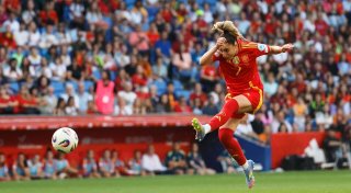 Kuss-Skandal und die Folgen: Spaniens knifflige Titelmission